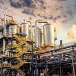 صنایع بزرگ برای بدنه اقتصادی کشور ضعف و شکنندگی ایجاد می‌کند