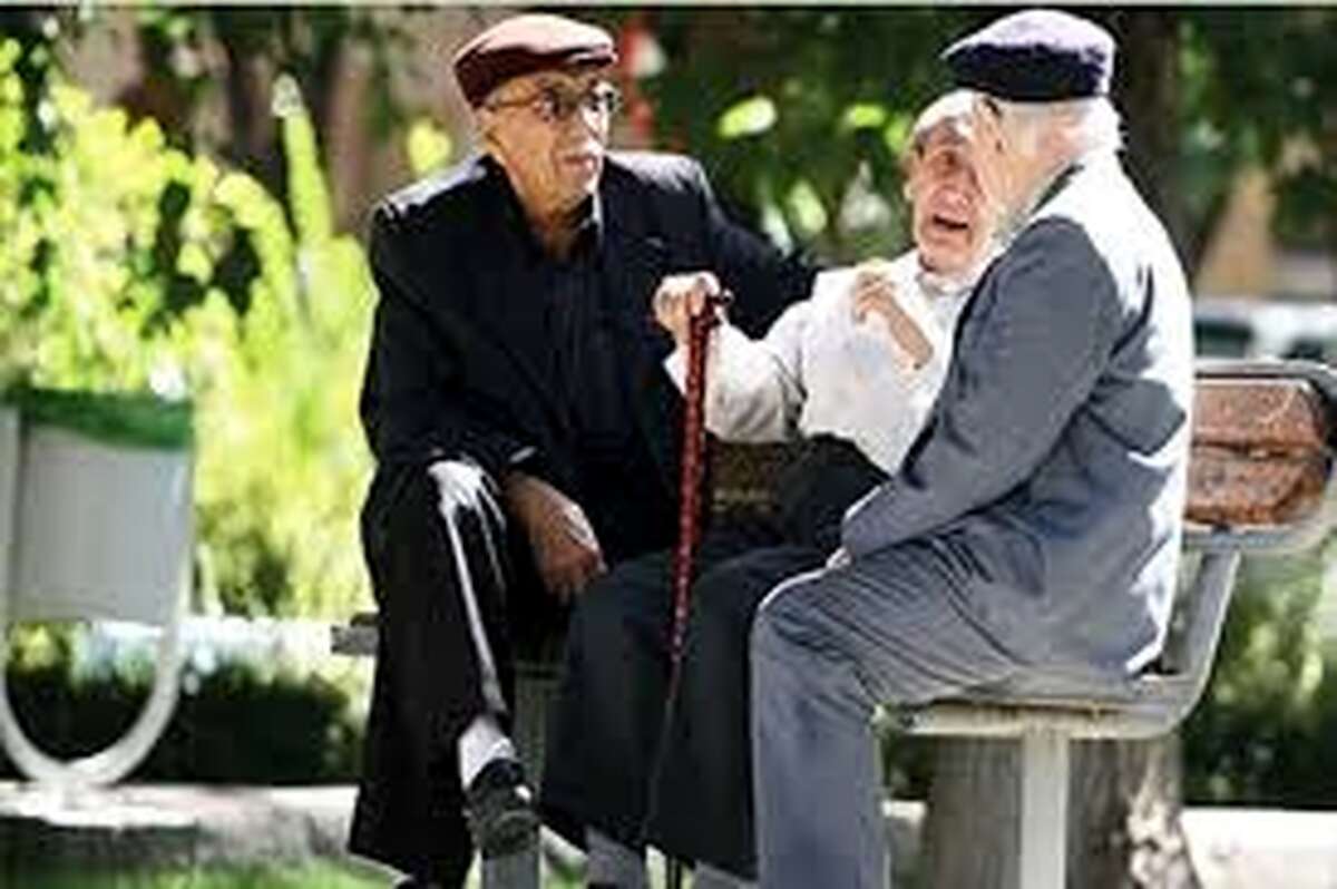 چرا از حقوق برخی بازنشستگان ۳میلیون تومان کسر شده است؟