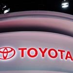 کاهش 7 درصدی فروش تویوتا به دلیل جنگ ایران و انسداد تنگه هرمز