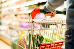 وزیر کشاورزی: بازار کالاهای اساسی تحت رصد است