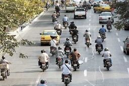 قیمت موتورسیکلت ۴۰ تا ۵۰درصد افزایش یافته/  تقاضای زنان برای خرید موتورسیکلت آنقدرها زیاد نیست که روی قیمت اثر بگذارد