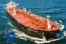 هدف قرار گرفتن نفتکش متخلف در تنگه هرمز