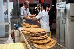 نانوایی های تهران ۳ شیفته فعال هستند