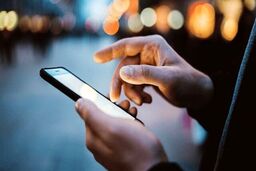 آغاز دسترسی محدود دانشجویان به اینترنت تلفن همراه