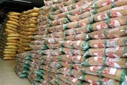 نگران تامین برنج نیستیم/ خاکی: کالا به میزان کافی در فروشگاه‌ها موجود است