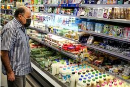 خرید لبنیات برای مردم دیگر توجیه اقتصادی ندارد