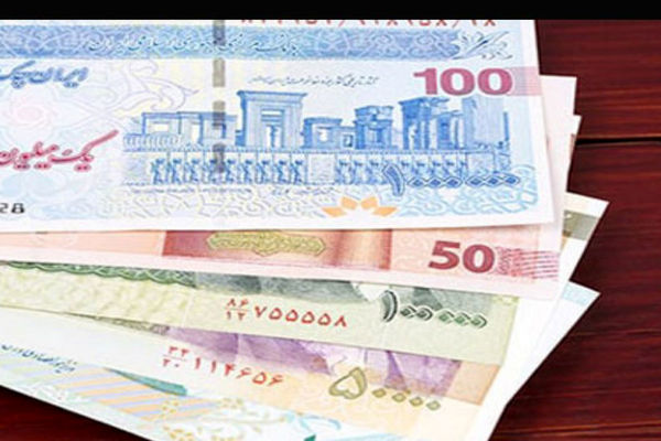 ماجرای درخواست فراگیر تراول‌های ۵٠٠ هزار تومانی و یک میلیون تومانی از بانک‌ها چیست ؟