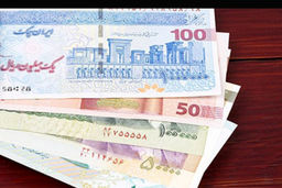 ماجرای درخواست فراگیر تراول‌های ۵٠٠ هزار تومانی و یک میلیون تومانی از بانک‌ها چیست ؟