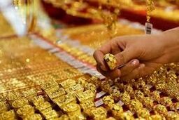 قیمت طلا و سکه امروز جمعه ۱۵ اسفند ۱۴۰۴ / طلای ۱۸ عیار امروز چند؟