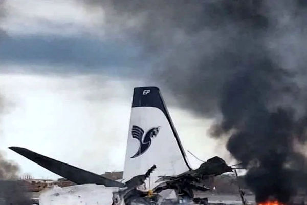 ۶۰ هواپیمای ایران آسیب دید / ۱۰ هواپیما کاملا منهدم شد