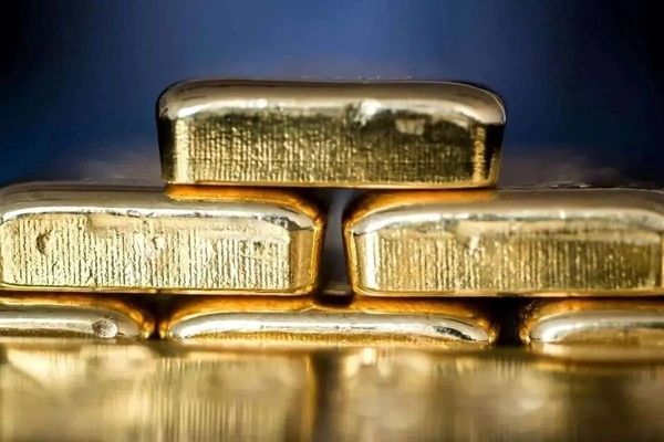 قیمت طلا امروز شنبه ۲۹ فروردین ۱۴۰۵ / طلا ۱۸ عیار گرمی چند؟