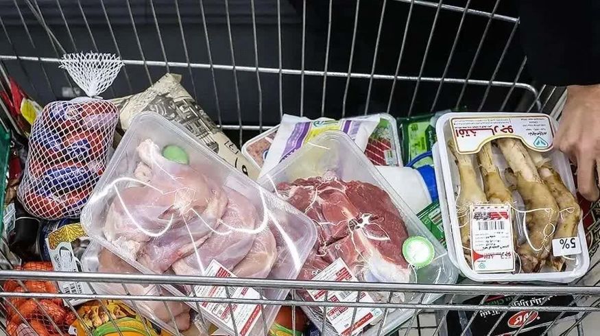 جدیدترین قیمت کالاهای اساسی منتشر شد/ میزان تغییر قیمت گوشت، مرغ، روغن، تخم‌مرغ، برنج و شکر چقدر بود؟ + جدول