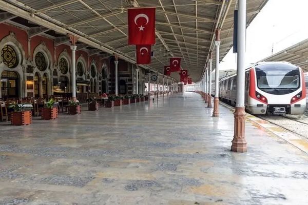 توقف حرکت قطارها از راه آهن جنوب و زاگرس در خوزستان