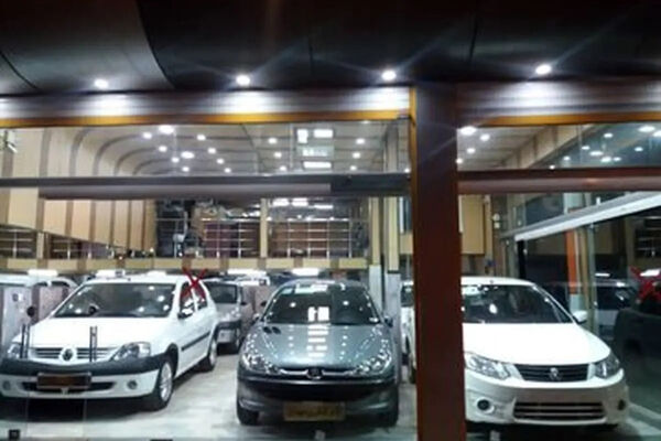 قیمت روز خودرو؛ بازار خودرو در بلاتکلیفی معاملات