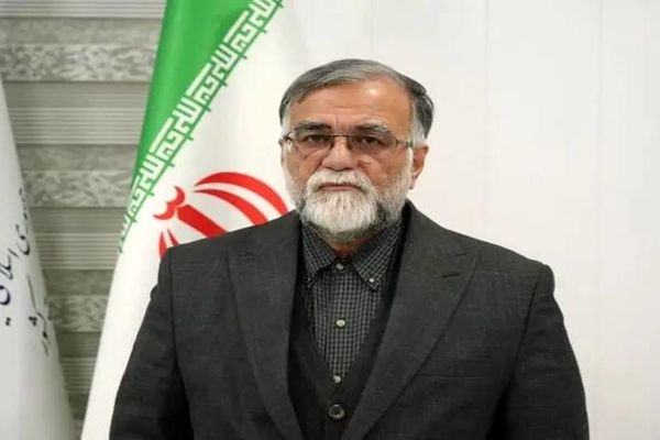 حریق و شکستگی خط لوله نفت در گردنه «رازان»؛ علت حادثه در دست بررسی است