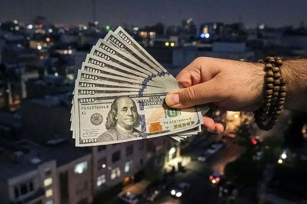 قیمت دلار امروز شنبه ۵ اردیبهشت ۱۴۰۵