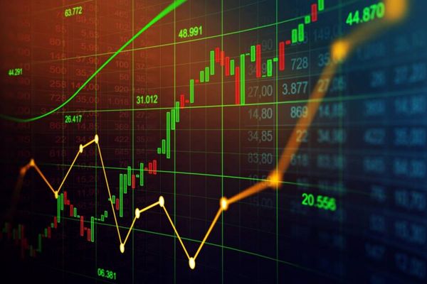 معاملات سهام تا اطلاع ثانوی تعطیل است