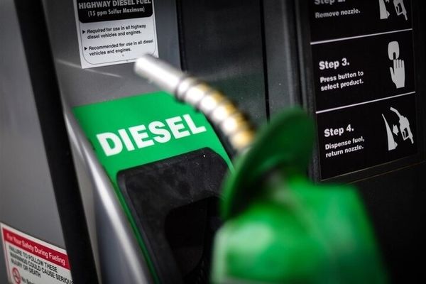 جنگ ایران هر باک بنزین در آمریکا را ۱۳ دلار گران کرد