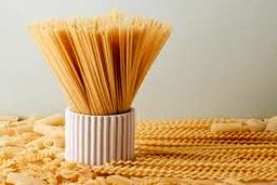 پشت پرده کمبود ماکارونی در بازار/ کاهش تقاضای تخم مرغ و برنج، قیمت را کاهش داد