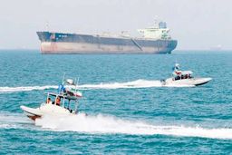 نفت؛ میانجی صلح