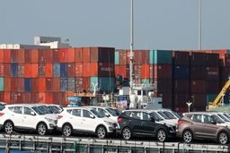 بخشنامه‌ جدید گمرک درباره واردات خودرو سواری از مناطق آزاد + جزئیات