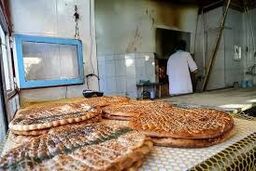 سهمیه آرد نانوایی‌های متخلف به سایر نانوایان داده می‌شود