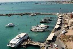 فعالیت بنادر برای تخلیه کالاها شبانه روزی شد