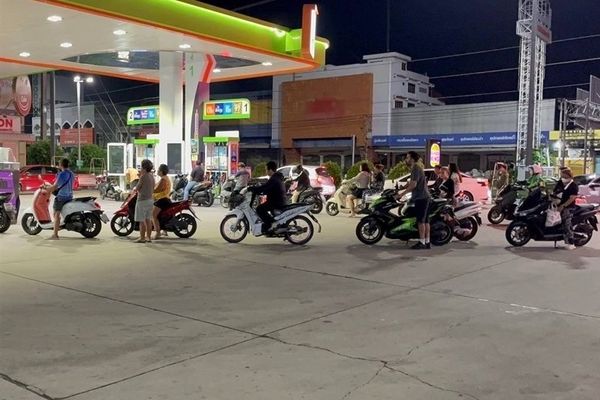 افزایش 30 تا 70 درصدی قیمت بنزین و گازوئیل در امارات از امروز