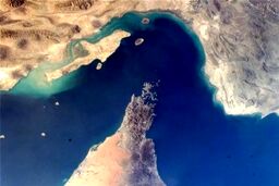 عبور دو نفتکش هندی از تنگه هرمز