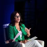 زن پرحاشیه نزدیک به ترامپ از او جدا شد