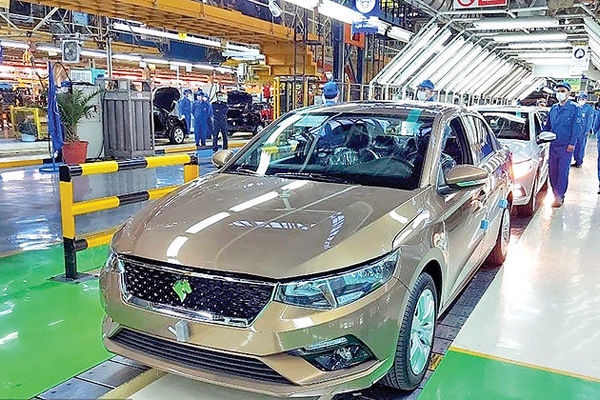 دو پیام قیمت‌های ایران‌خودرو