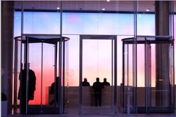 بلومبرگ پیش بینی کرد : سود اوراق قرضه کاهش می یابد